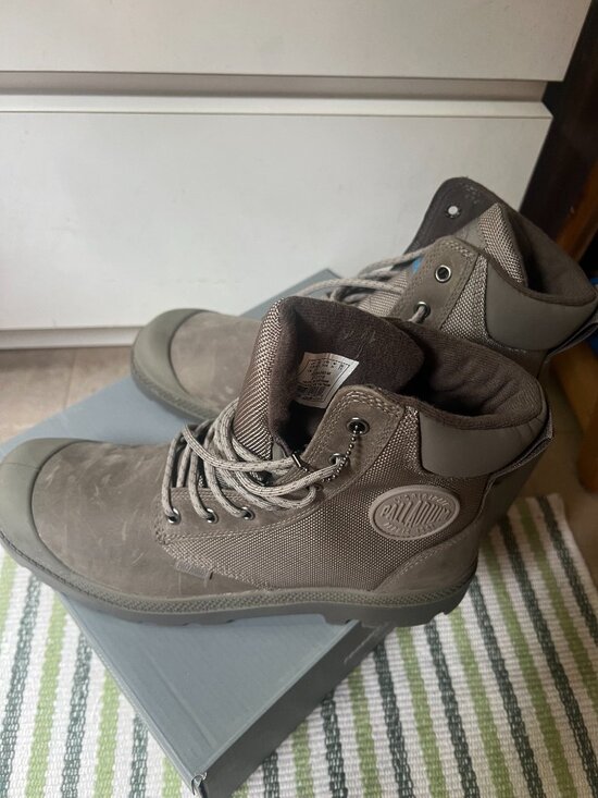 NWOT Palladium Pampa Lite | Men\'s
